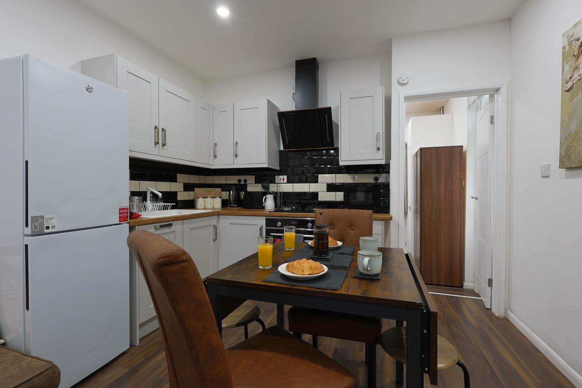 Stylish Apartment In City Centre - Walk Everywhere Cardiff Exteriör bild